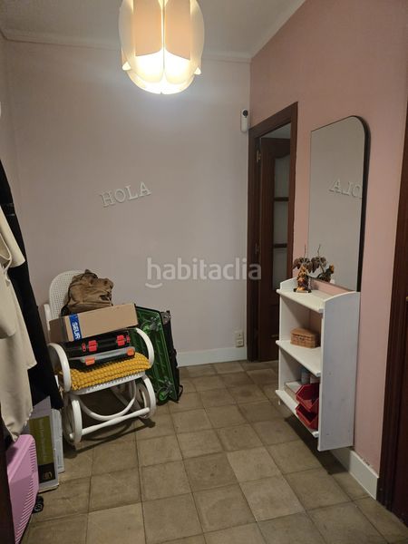 Foto e873f20b-9932-4631-90a4-e140357cc8f1. Pis a Raval Barcelona