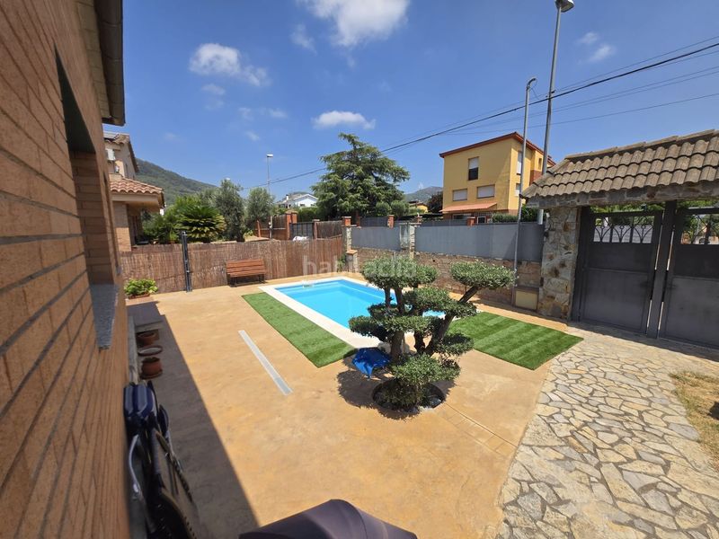 Foto ce9c5b09-f6e9-4af2-bd35-89ff07fd8262. Casa amb calefacció piscina a Sentmenat
