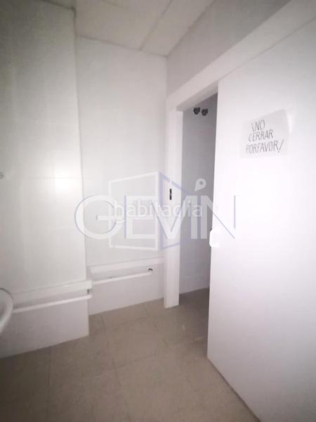 Foto 46cb4e0c-1a03-45bd-833c-f8e9fa9537e9. Lloguer local comercial a Santa Perpètua de Mogoda