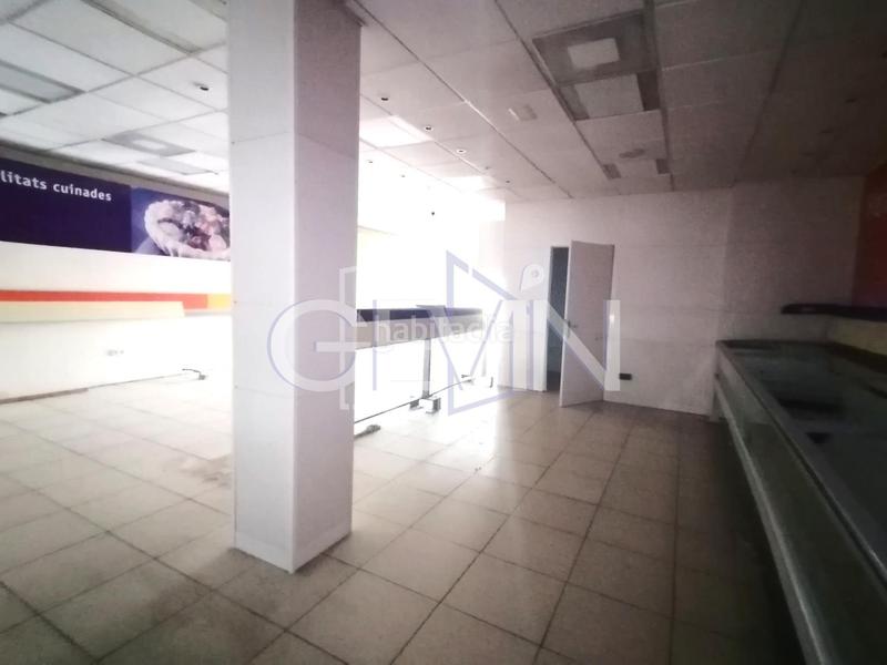 Foto e48ae951-6f2a-49bf-b23c-6de0772ca79b. Lloguer local comercial a Santa Perpètua de Mogoda