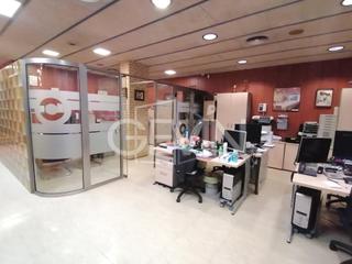 Lloguer Local Comercial a Santa Perpètua de Mogoda. Local en alquiler en el centro de santa perpetua de mogoda