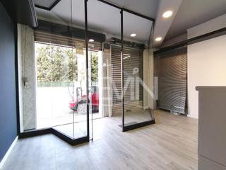 Lloguer Local Comercial a Santa Perpètua de Mogoda. Local comercial totalmente diáfano en zona centro de santa perpe