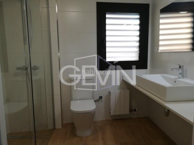 Foto a780b882-8830-4627-bf4b-6ad3c2e0dae2. Alquiler casa  en alquiler con una habitación ideal parejas en Santa Perpètua de Mogoda