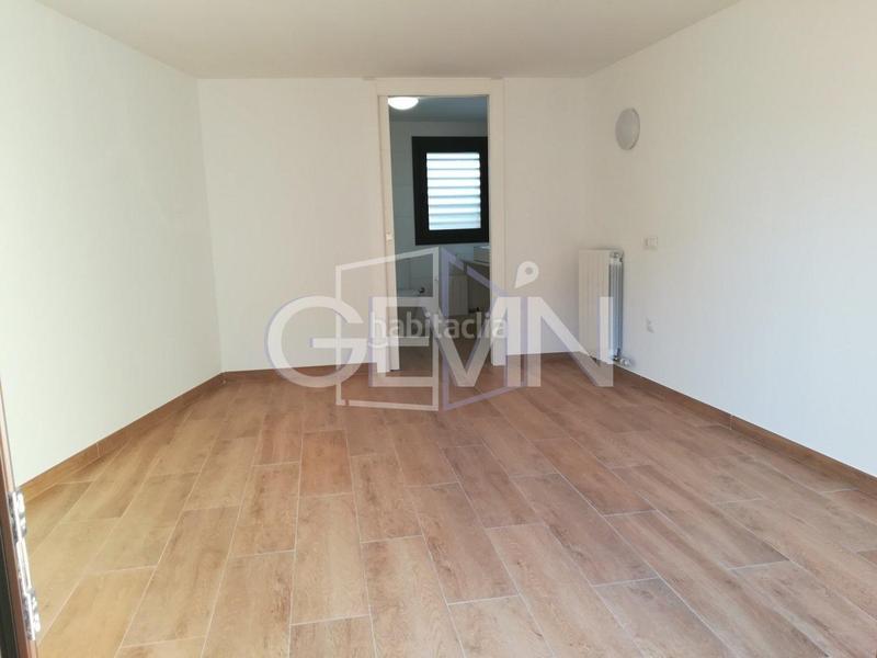Foto cdf1bf7c-7343-4de2-9ad1-2329994bfb94. Alquiler casa  en alquiler con una habitación ideal parejas en Santa Perpètua de Mogoda