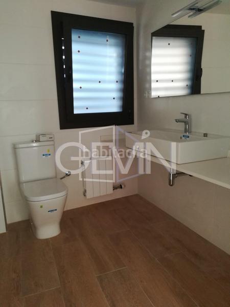 Foto f032d951-319a-4d32-a478-fd7cca9d6516. Alquiler casa  en alquiler con una habitación ideal parejas en Santa Perpètua de Mogoda