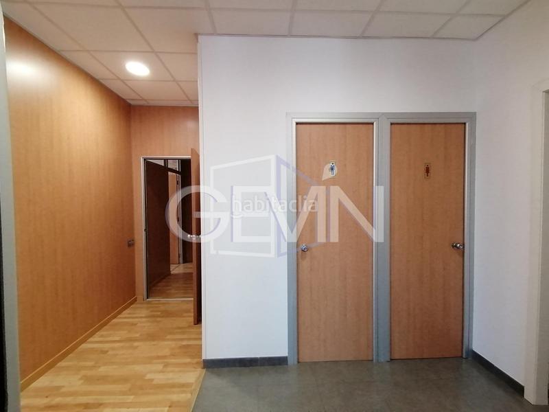 Foto 6f0ee1ab-ae42-49ab-ac45-dffcd8a7ccf0. Miete büro mit heizung parking in Santa Perpètua de Mogoda