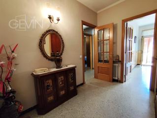 Pis a Santa Perpètua de Mogoda. Piso de 4 habitaciones en el centro de santa perpetua de mogoda