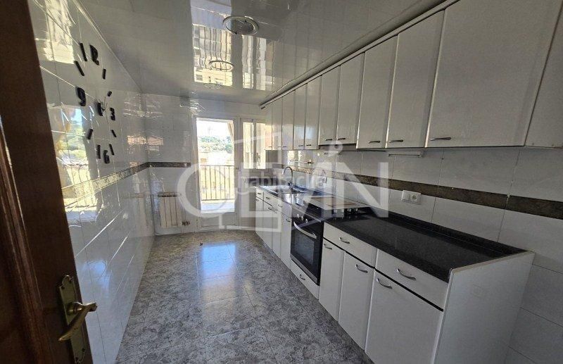 Foto 08344345-6c50-4bd4-aea8-ed043a673848. Pis a Ca n´Oriol Rubí