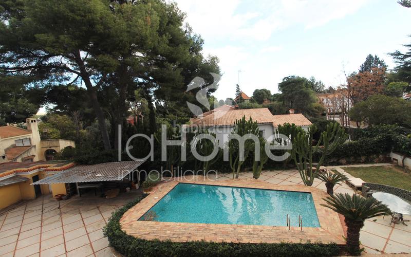 Foto 08307cf4-20e6-448c-9db2-bd420e56ee3a. Chalet en La Cañada Paterna