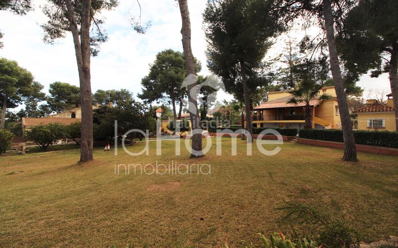 Foto 3ffbce25-f20d-42c5-a7df-687afac03046. Chalet en La Cañada Paterna