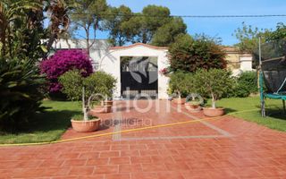Chalet en Moncada. Chalet con 6 habitaciones con piscina, calefaccin, aire acondic
