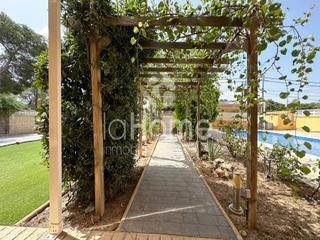 Chalet à La Cañada. Cha¿te imaginas viviendo en ella? hogar que trasmite paz, orden