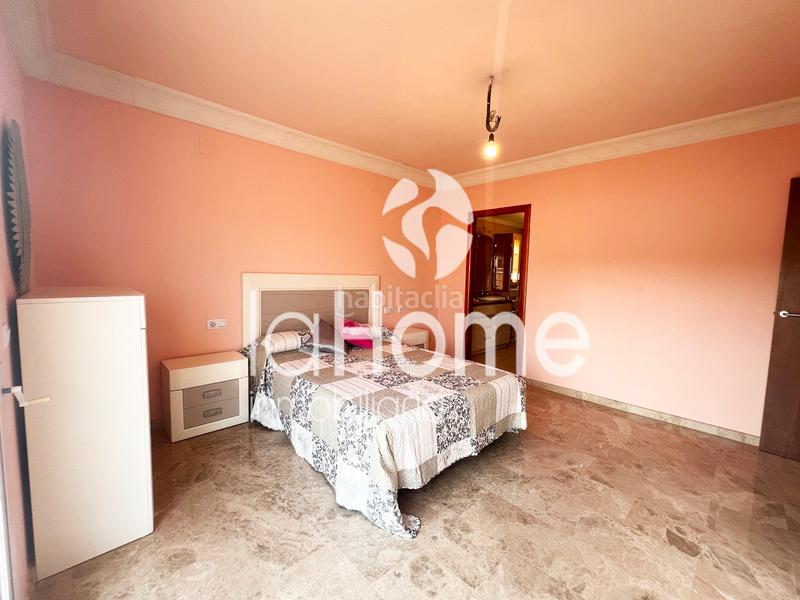 Foto 4a94db36-cfef-45b6-b72c-15492574222b. Attique dans Riba - roja de Túria