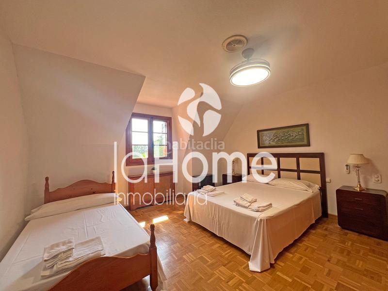 Foto 10fa7640-d10c-4474-94fe-98ffd99c3538. Chalet avec cheminée chauffage parking piscine dans Chiva