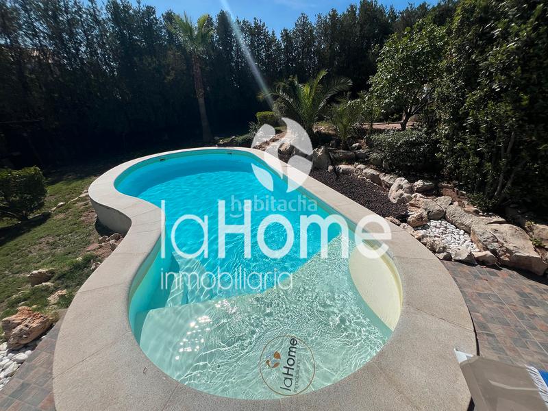 Foto b10a4f67-cc06-4237-a7e5-eae4cc7ade7b. Chalet avec cheminée chauffage parking piscine dans Chiva