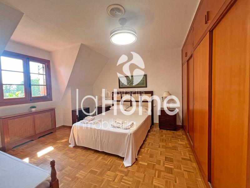 Foto c31eb92c-afc5-4d49-bdf9-19cbecacf9be. Chalet avec cheminée chauffage parking piscine dans Chiva