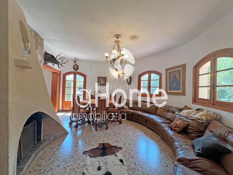 Foto c55c97cc-1b50-4a92-9cb0-9b7f6399027c. Chalet avec cheminée chauffage parking piscine dans Chiva