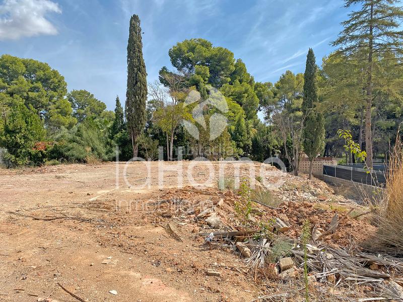 Foto e9d0e52c-8b13-4085-bc41-c12ce960f159. Terreny residencial a La Cañada Paterna