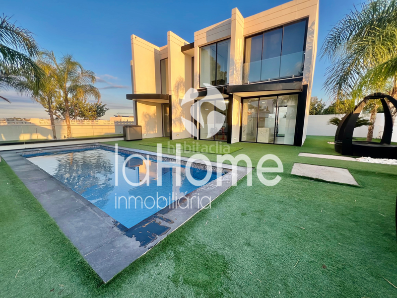 Foto 02e45e32-5261-4462-a4c5-497e196235c1. Miete chalet mit heizung parking pool in La Conarda-Montesano Bétera