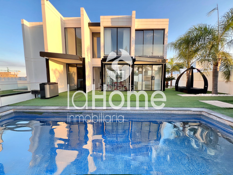 Foto 82c22ee4-50c7-4c24-9782-f0e26a06bf99. Miete chalet mit heizung parking pool in La Conarda-Montesano Bétera