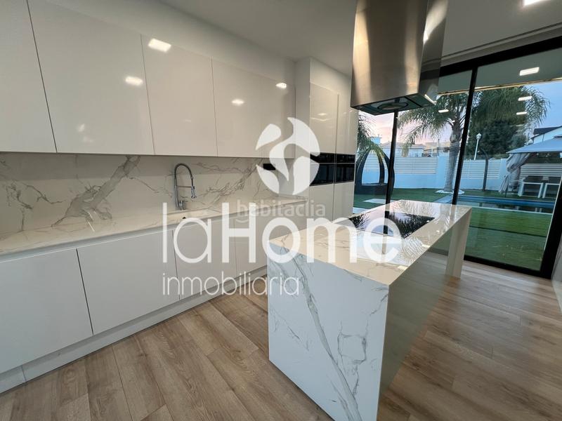 Foto 9f37615f-2d99-42f6-8f89-977dc385a118. Rent chalet with heating parking pool in La Conarda-Montesano Bétera