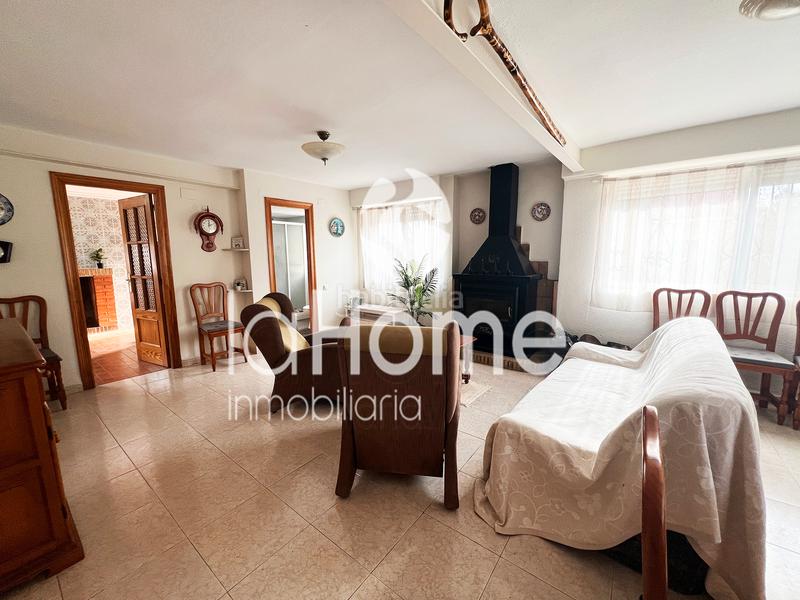 Foto c453caed-61e0-42a2-98cc-d86b42829998. Chalet in carrer 406 25 in La Cañada Paterna