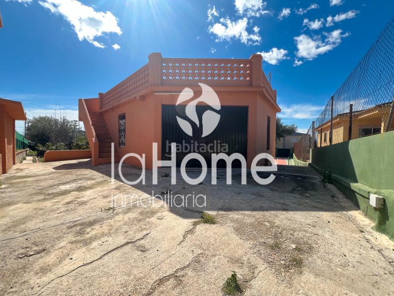 Foto f113ce50-1c78-4c76-bd9e-7933355993d0. Chalet in carrer 406 25 in La Cañada Paterna