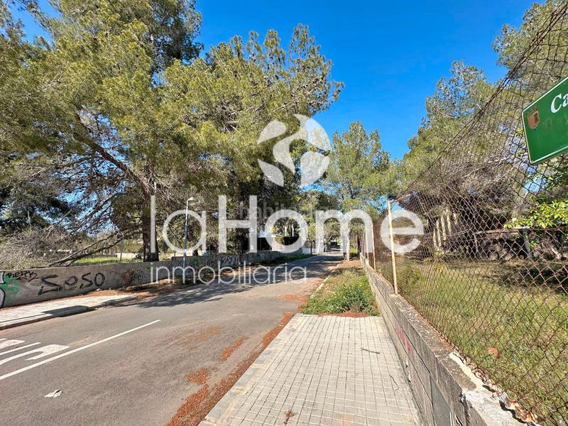 Foto 085ec715-315b-4ef4-82d7-b004c9d2b885. Terreno residencial en pleno centro en La Cañada Paterna