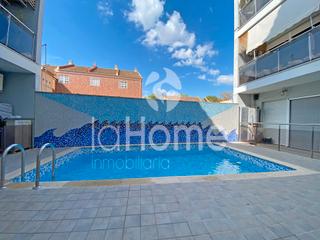 Pis en La Caada. Piso con piscina comunitaria y garaje