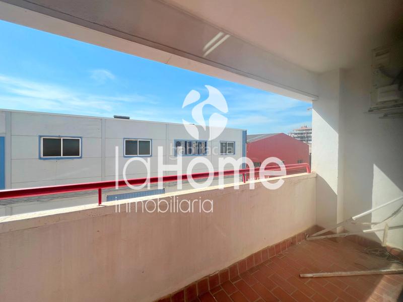 Foto 01b69902-851b-450b-a2ff-b54a06e9c287. Capannone industriale in Polígono del Aeropuerto Manises