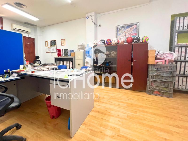 Foto 2b9feb9e-5fed-43b5-9466-fbc83273e5c7. Capannone industriale in Polígono del Aeropuerto Manises