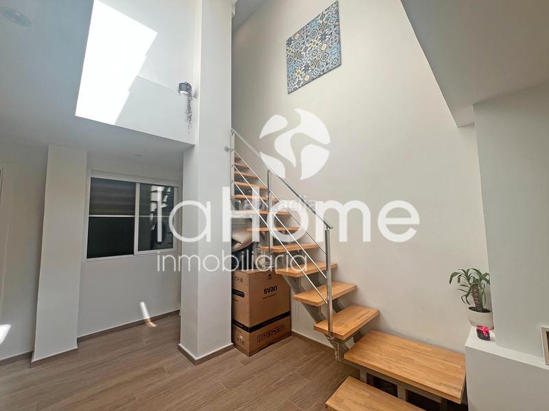 Foto 180b076f-5929-4542-892f-f4ab74b82bae. Casa adosada una casa con todos los servicios a mano en Aldaia