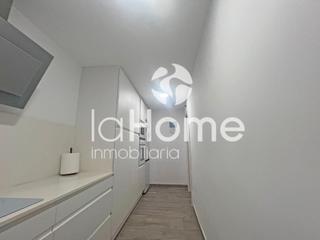 Casa adossada a Aldaia. Una casa con todos los servicios a mano