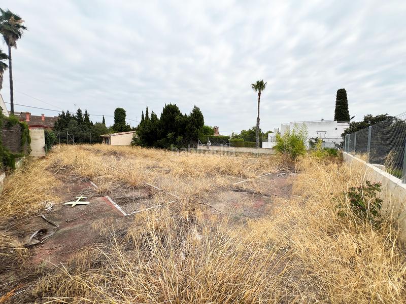 Foto a0b4bc6e-bd02-423d-a00c-2b9c1aa11bfe. Terreno residenziale in La Cañada Paterna