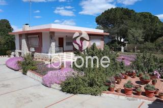 Affitto Chalet in La Cañada. Todo en una planta. ¡listo para entrar a vivir!