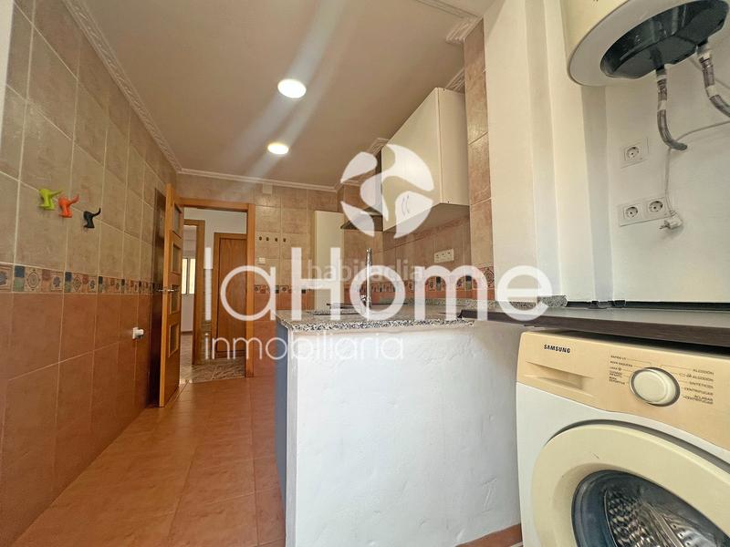 Foto f6f1ee4a-78b0-4023-9573-f46f89bf1c23. Pis a País Valencià Mislata