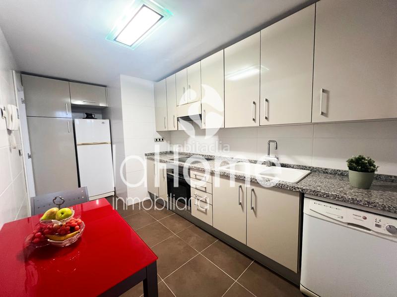 Foto 3ce88756-4313-4b48-a34b-9a2b43b43cf7. Piso apartamento con vistas al mar y a la albufera, tu refugio frente al mediterráneo en Valencia