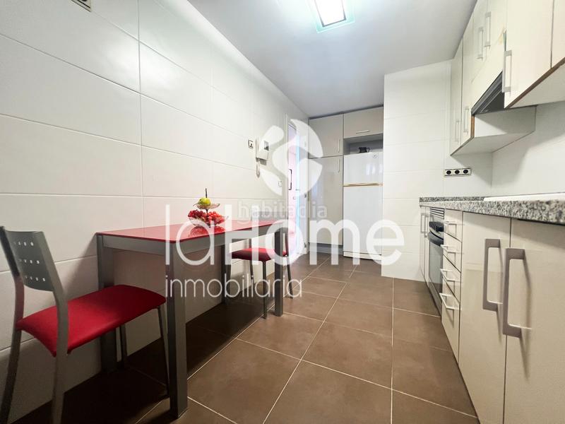 Foto 78556e73-d328-4834-9336-f48f9a3e23a8. Piso apartamento con vistas al mar y a la albufera, tu refugio frente al mediterráneo en Valencia