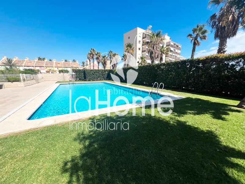 Foto c3405530-aac3-404f-af35-c29e2c480c70. Piso apartamento con vistas al mar y a la albufera, tu refugio frente al mediterráneo en Valencia