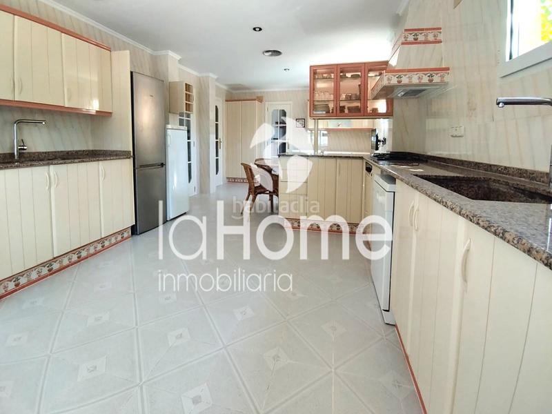 Foto 5e87d6a8-1f71-4cd4-bc04-c6c2c2976053. Chalet un refugio en la naturaleza: dos chalets independientesen una parcela de 5.624m² en Bétera