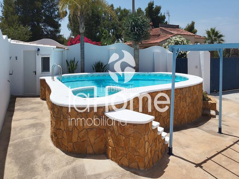 Foto c92def6c-ff12-434b-8d0a-b3b9f60db57c. Chalet un refugio en la naturaleza: dos chalets independientesen una parcela de 5.624m² en Bétera