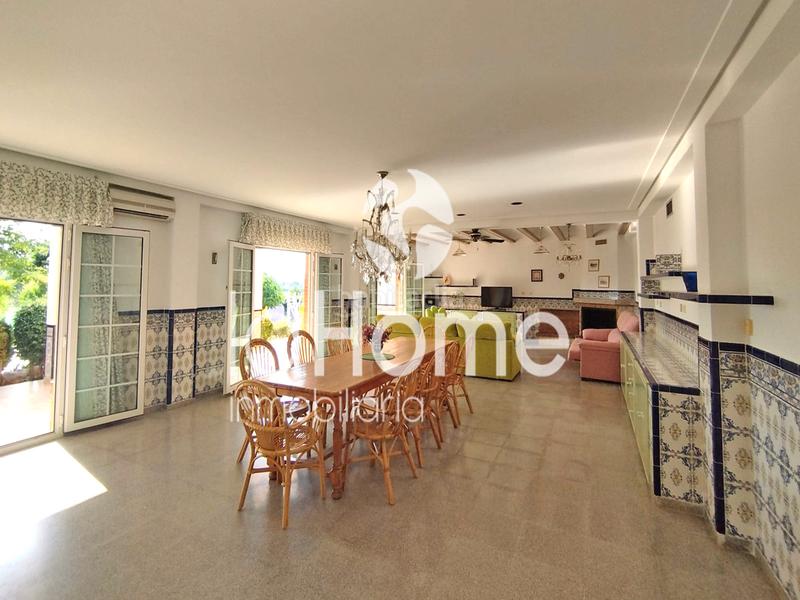 Foto d8b30953-63d9-4b2d-878d-4f4d2041c4b0. Chalet un refugio en la naturaleza: dos chalets independientesen una parcela de 5.624m² en Bétera