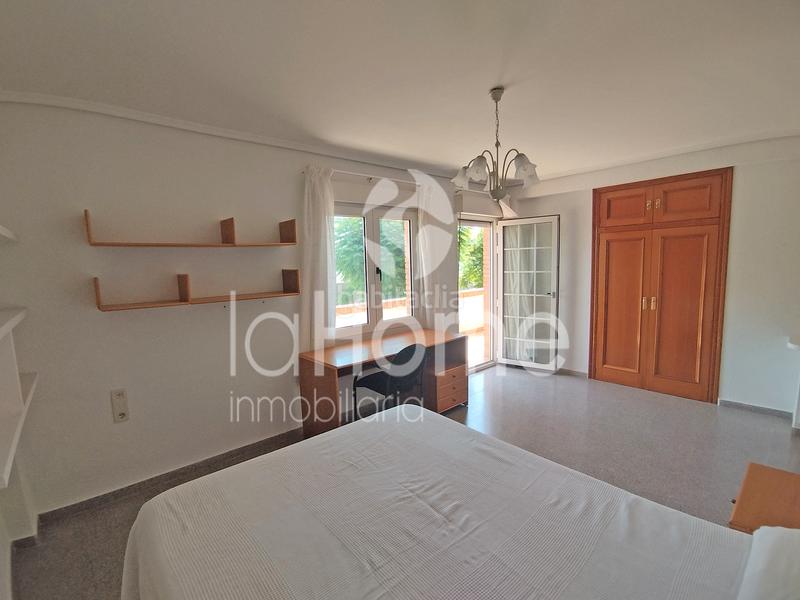 Foto dd43adc9-4162-479e-8507-e7f82c87d418. Chalet un refugio en la naturaleza: dos chalets independientesen una parcela de 5.624m² en Bétera