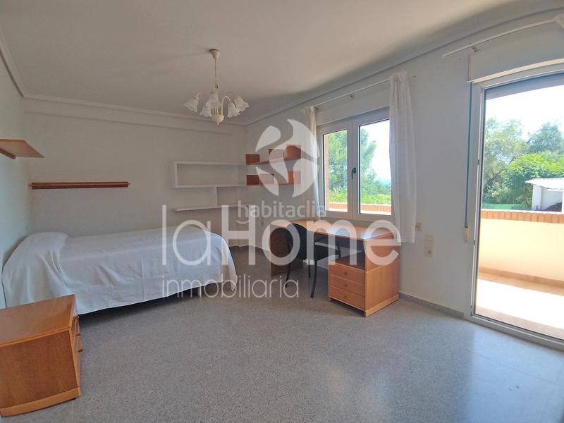 Foto ec051f58-96bf-4179-9087-9405ddb36b59. Chalet un refugio en la naturaleza: dos chalets independientesen una parcela de 5.624m² en Bétera