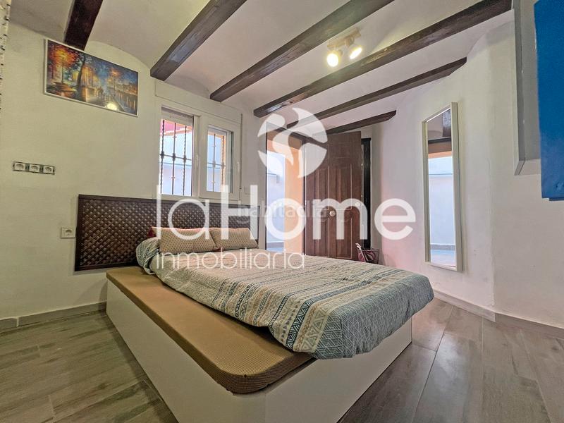 Foto ed587bf6-9a7f-42f1-88bb-ad8856b799d3. Casa adossada amb aparcament a Centro Ciudad Paterna