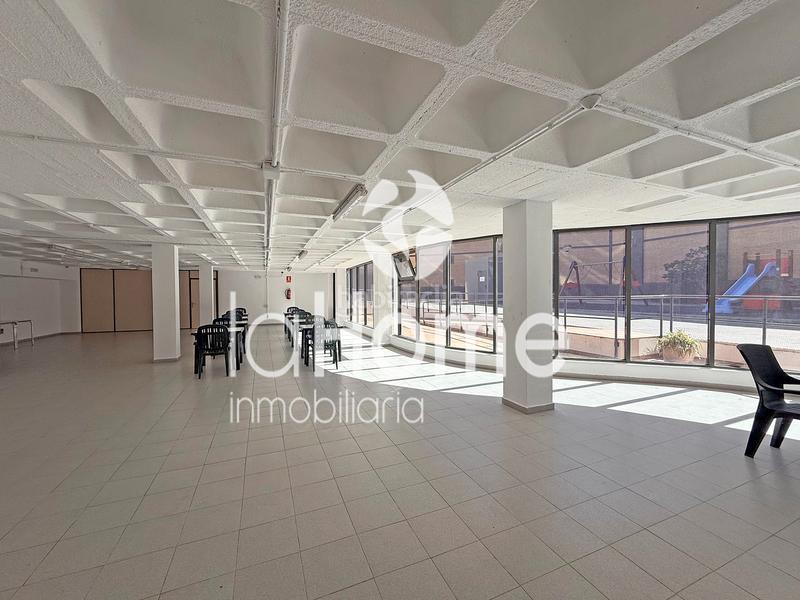 Foto fab6495e-2a4a-4fb6-9bcd-4ed114108f70. Alquiler piso todo el espacio que necesitas, con vistas de ensueño sobre en Valencia