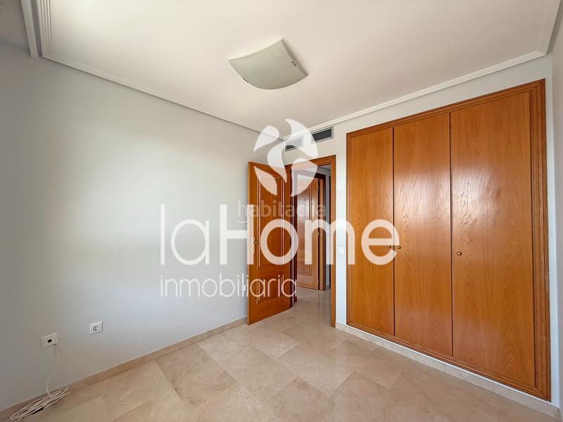 Foto 4d9739d4-1b16-4ebb-9165-da997b87f9a3. Location appartement avec chauffage parking piscine dans Valencia