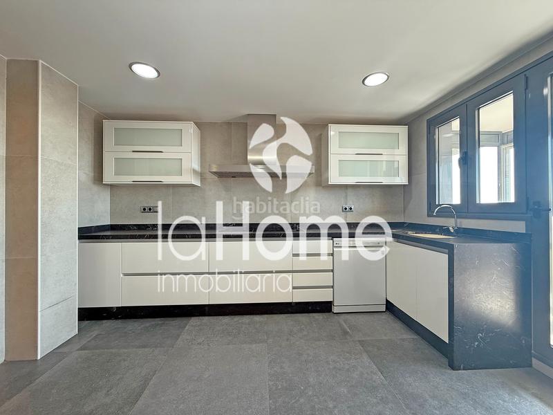 Foto e8ea5d62-7aa8-4428-8270-e355e165d3d7. Location appartement avec chauffage parking piscine dans Valencia