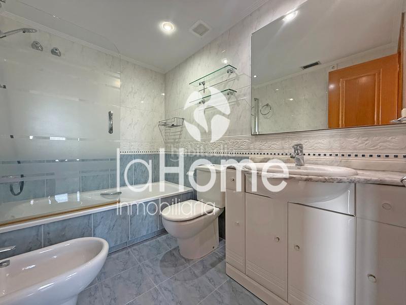 Foto b4301e30-1df4-4c0c-8626-60877866f475. Miete etagenwohnung mit heizung parking pool in Sant Pau Valencia