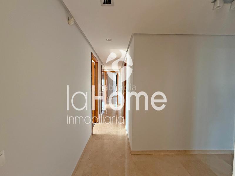 Foto 34638f21-4df5-4850-9d5a-1a20297cb069. Rent flat with heating parking pool in Sant Pau Valencia